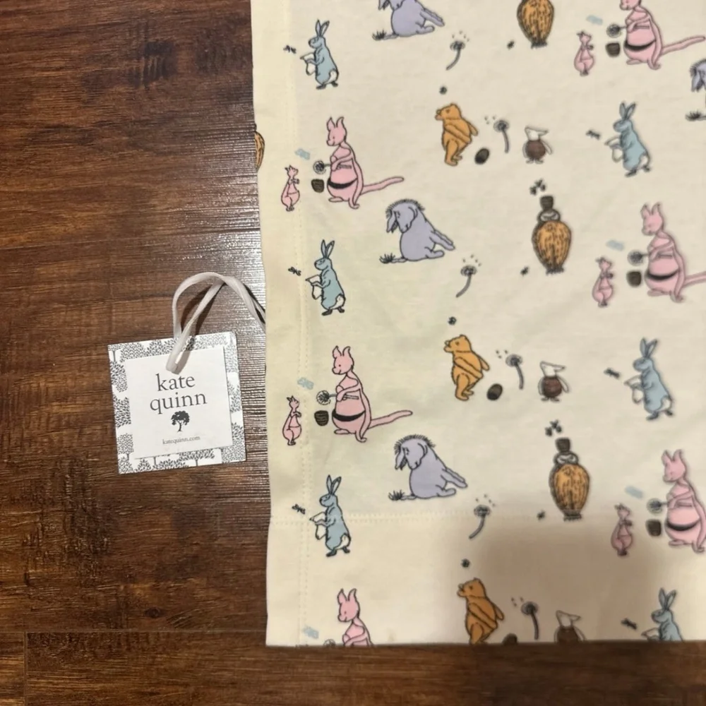 Kate Quinn POOH & Friends Crib Skirt - Picture 2 of 6